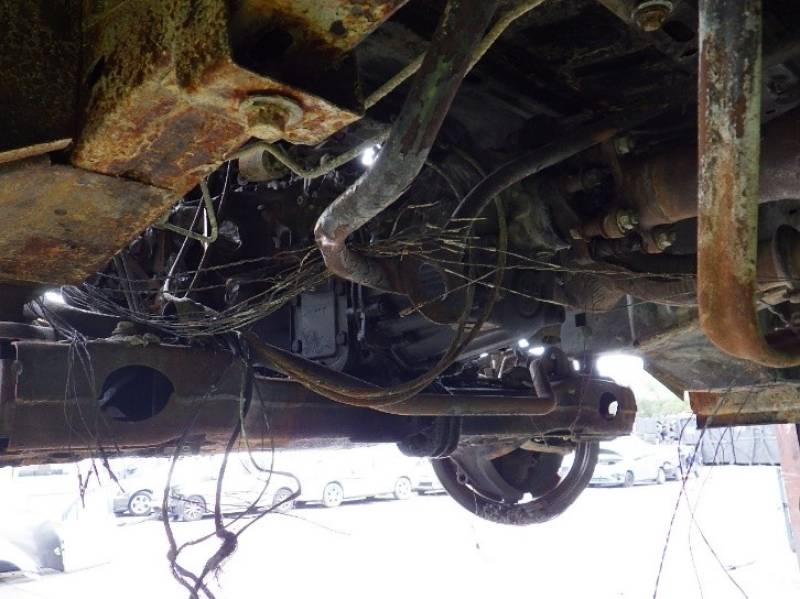 Incendie accidentel d’un camion transportant un rotor d’hélicoptère à Aubagne : expertise technique et évaluation des dommages