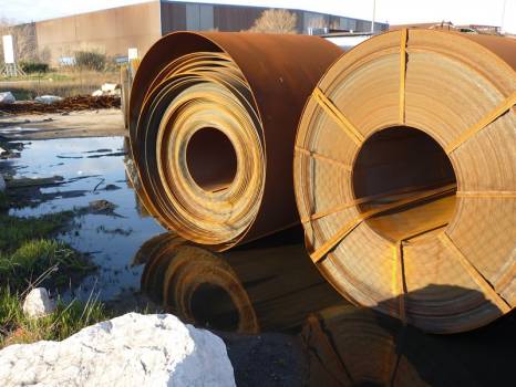 Bobines d'acier chez ArcelorMittal Fos-sur-Mer