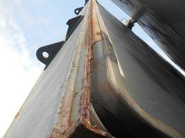 Inspection de panneaux de cales sur un navire de commerce dans les Bouches du Rhone