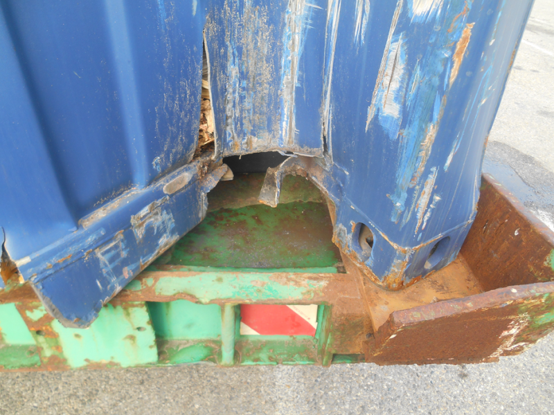 Expertise conteneur endommagé port de Sète