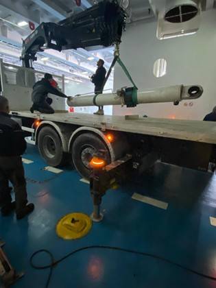 Expertise Maritime à Marseille – Analyse d’Avarie Vérin Hydraulique Rampe Arrière ROPAX