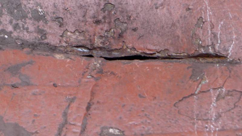 Expertise suite à un choc dans la cale d'un navire de commerce à Caronte dans les Bouches du Rhône