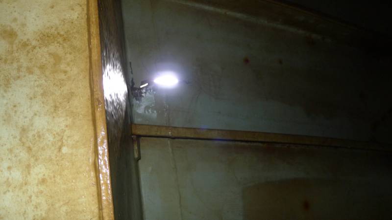 Expertise suite à un choc dans la cale d'un navire de commerce à Caronte dans les Bouches du Rhône