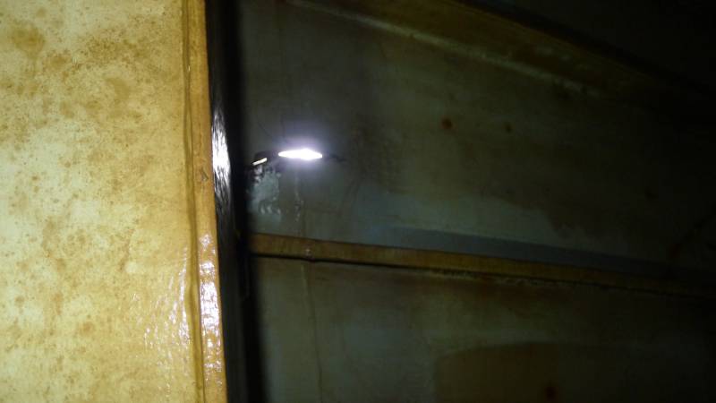 Expertise suite à un choc dans la cale d'un navire de commerce à Caronte dans les Bouches du Rhône