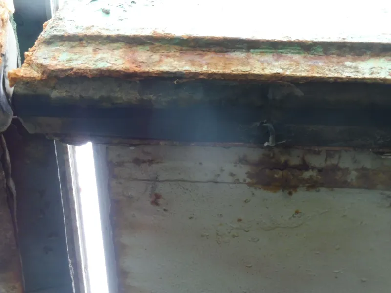 Mcl Surveys est capable de réaliser un test ultrason sur des panneaux de cales de navire / bateau.