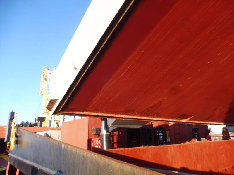Inspection ultrason des panneaux de cales de navires marchands chez ArcelorMittal à Fos-sur-Mer, Bouches-du-Rhône